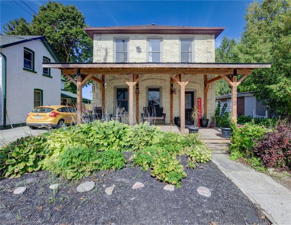225 Inkerman Street Property Photo