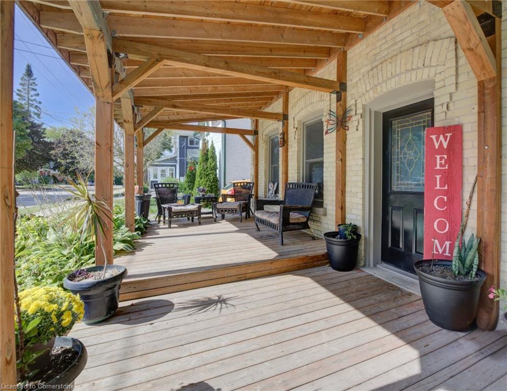 225 Inkerman Street Property Photo 3