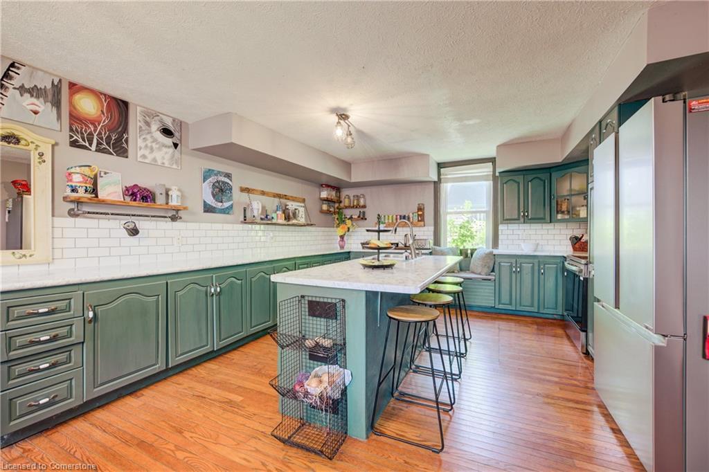 225 Inkerman Street Property Photo 10