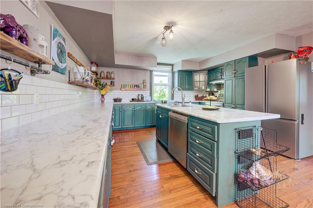 225 Inkerman Street Property Photo 16