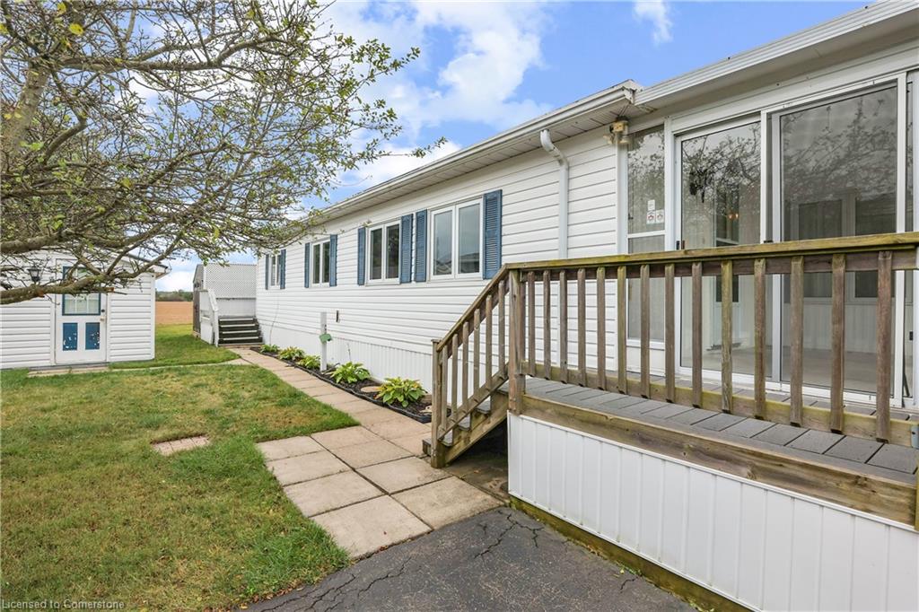 184-3033 Townline Road Property Photo 4