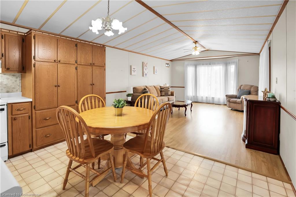 184-3033 Townline Road Property Photo 9