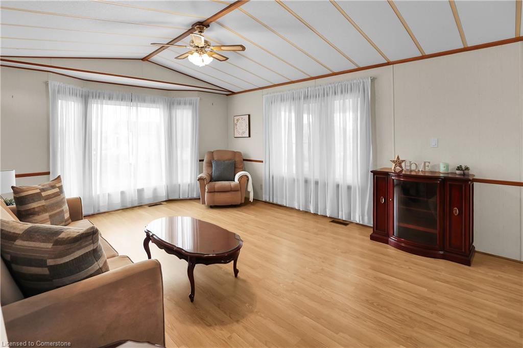 184-3033 Townline Road Property Photo 10