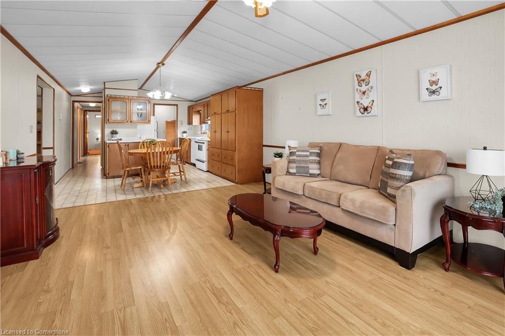 184-3033 Townline Road Property Photo 11