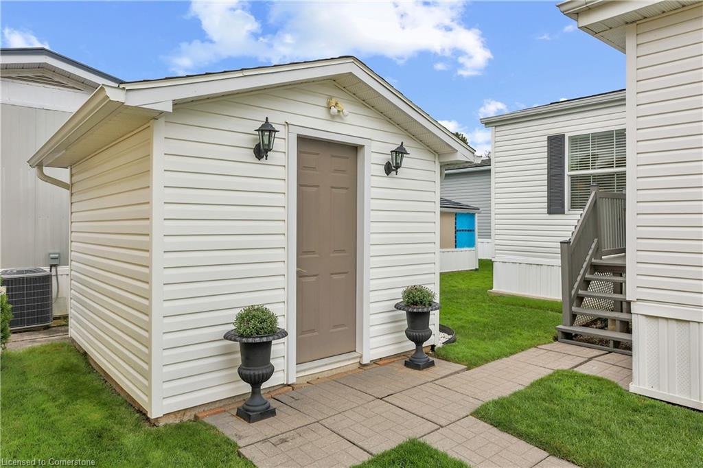 136-3033 Townline Road Property Photo 21