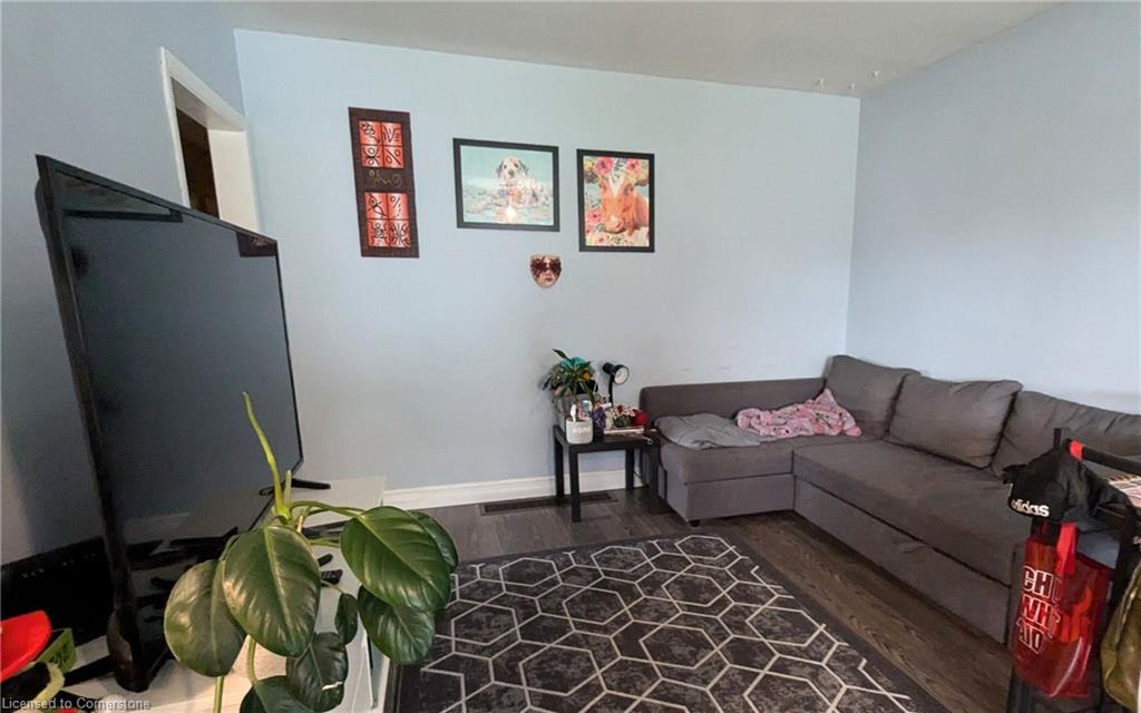 253 West 33rd Street Property Photo 4