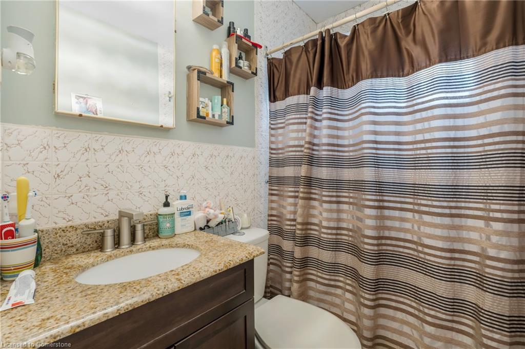 253 West 33rd Street Property Photo 6