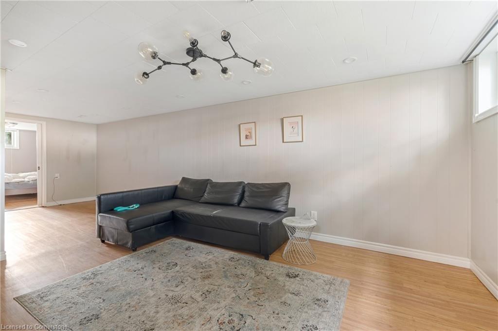 253 West 33rd Street Property Photo 13