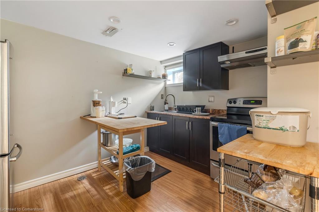 253 West 33rd Street Property Photo 16