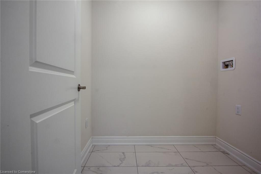 3273 Sixth Line Property Photo 7