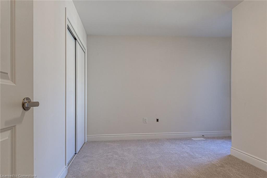 3273 Sixth Line Property Photo 30