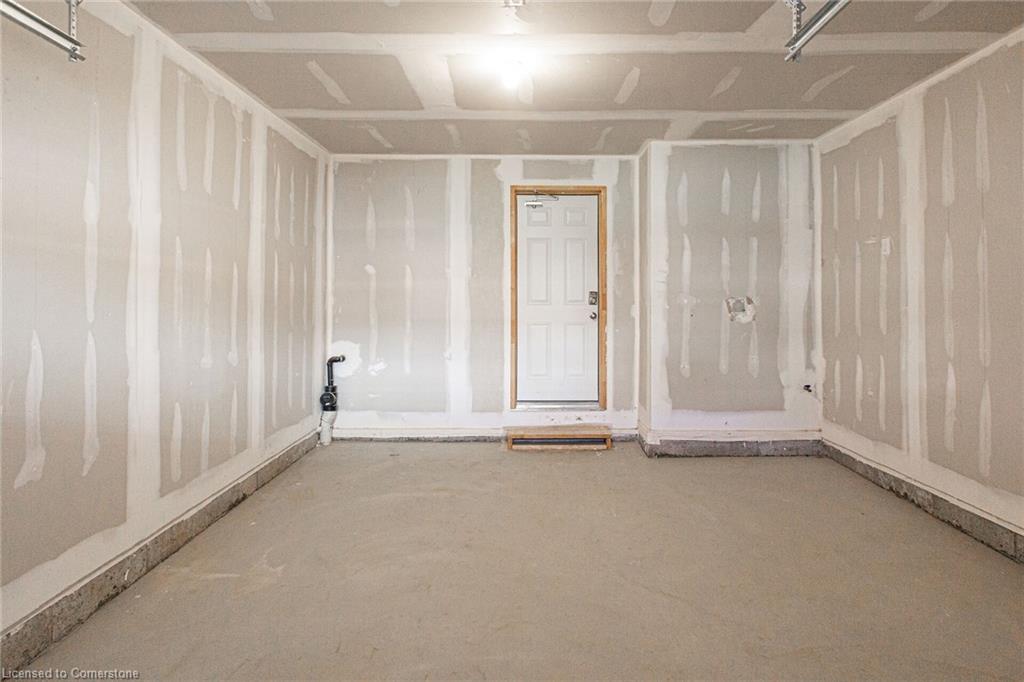 3273 Sixth Line Property Photo 35