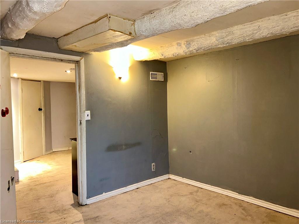 24 Duke Street Property Photo 43