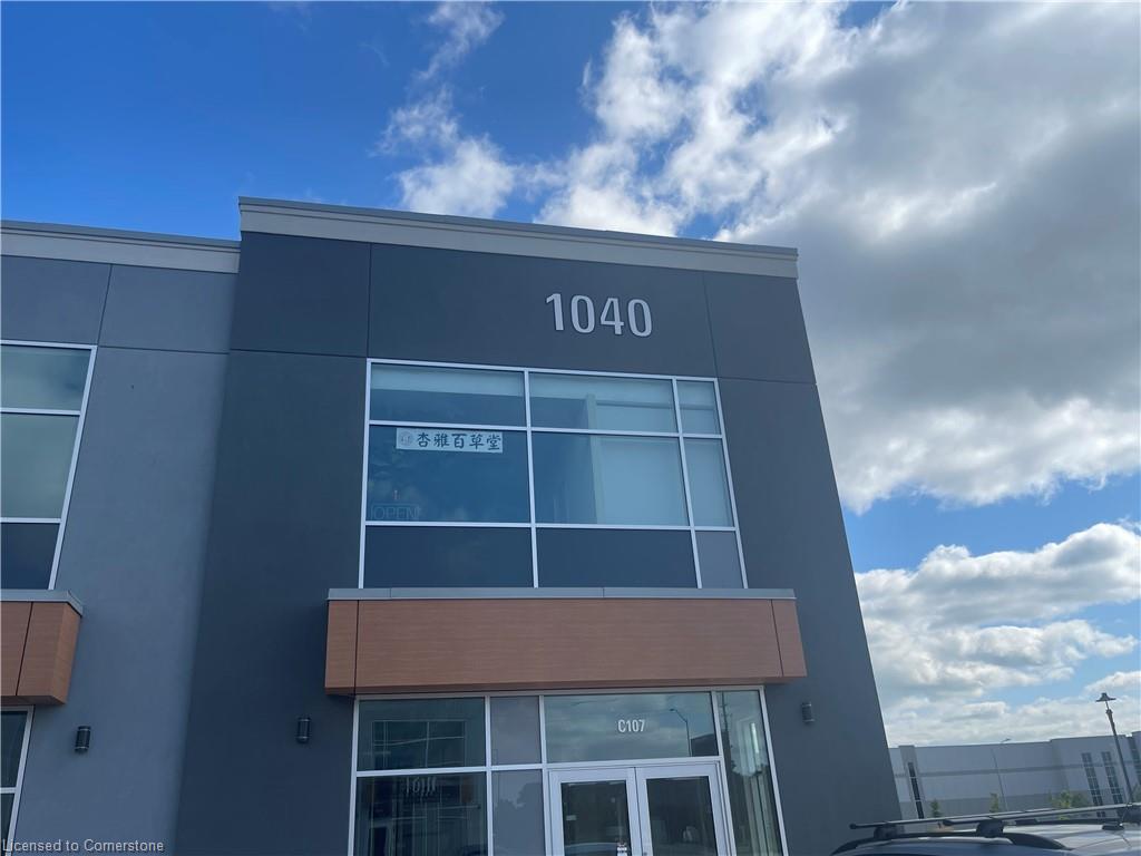 207-1040 Garner Road West Road W Property Photo 2