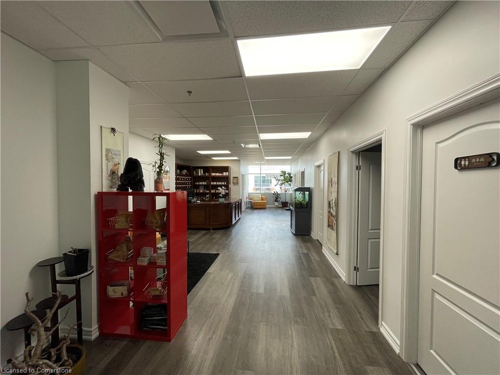 207-1040 Garner Road West Road W Property Photo 5
