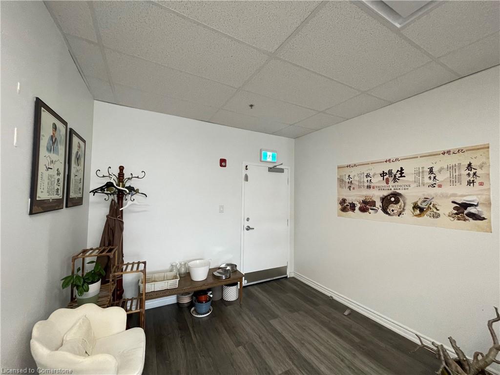 207-1040 Garner Road West Road W Property Photo 25
