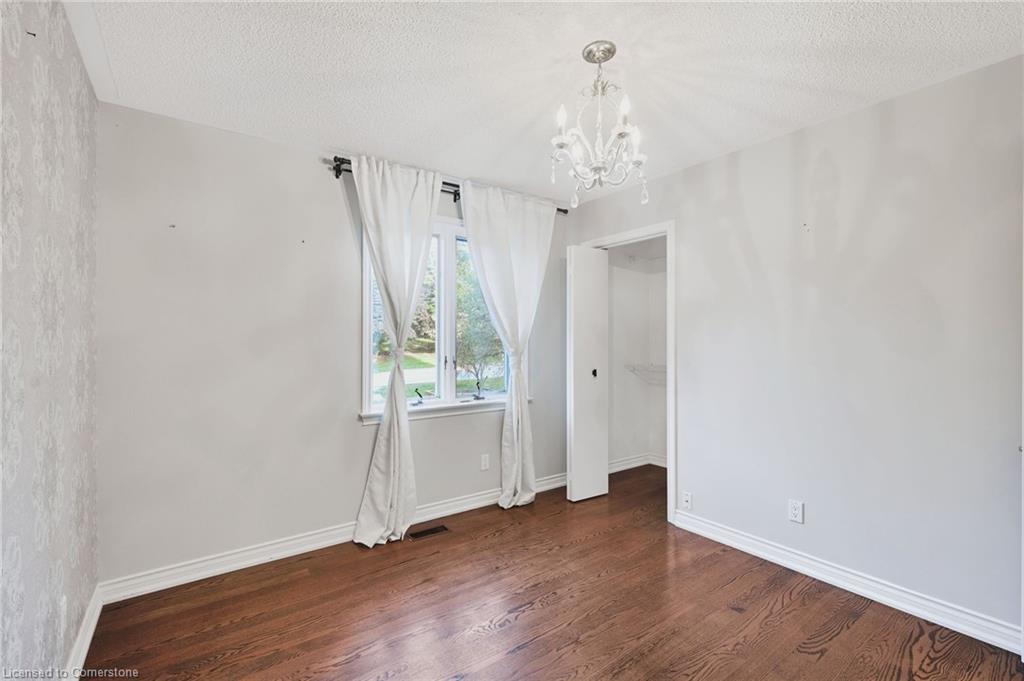 14610 Woodbine Avenue Property Photo 10