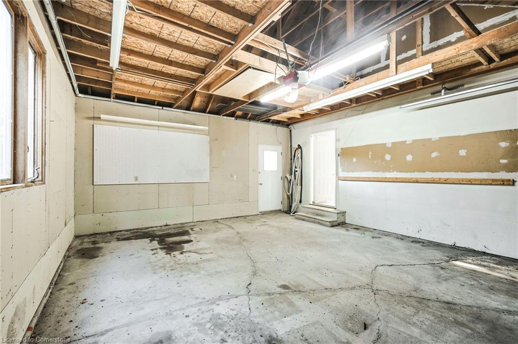 14610 Woodbine Avenue Property Photo 32
