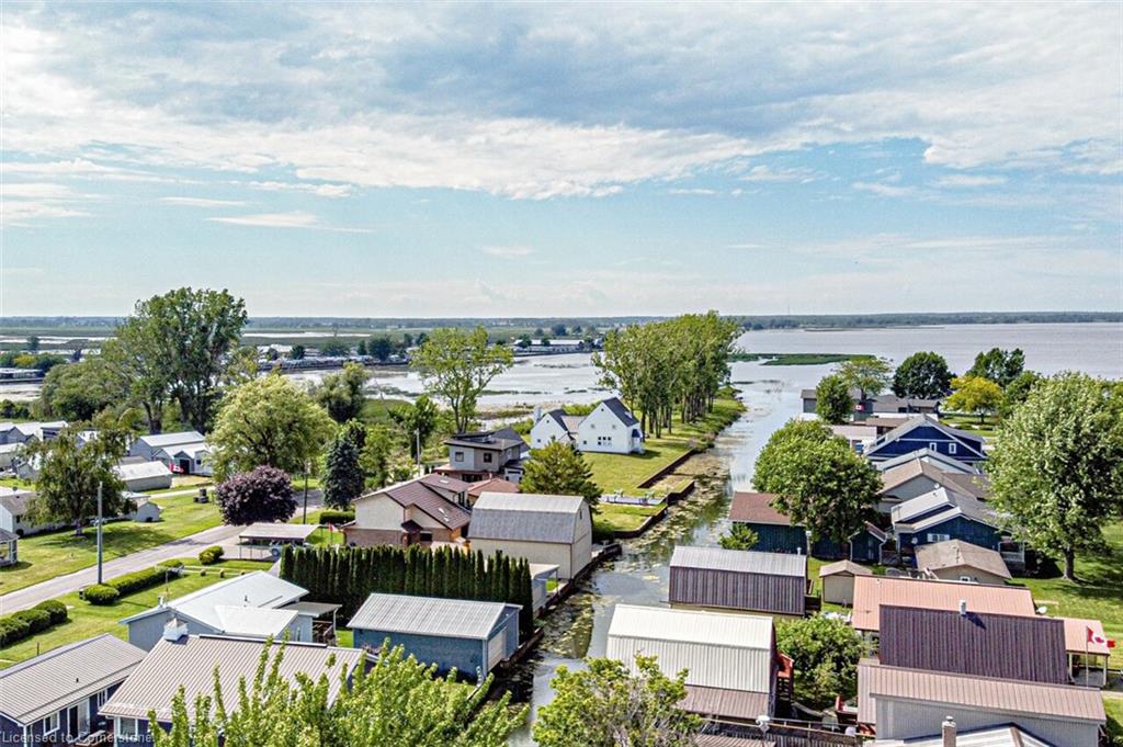 12 Willow Avenue Property Photo