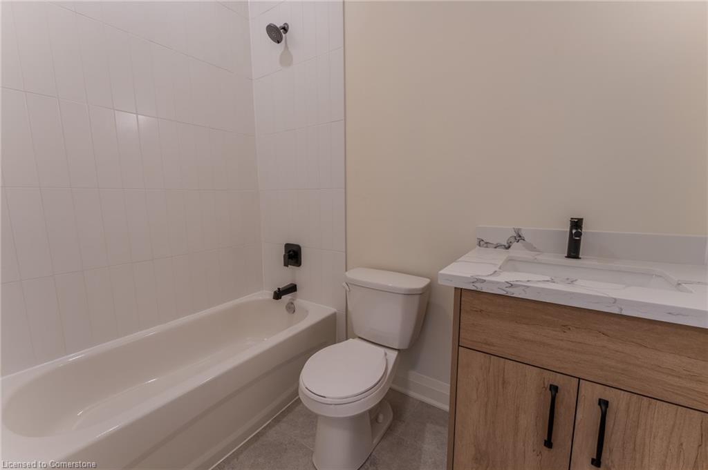 504-11 Robert Street Property Photo 7