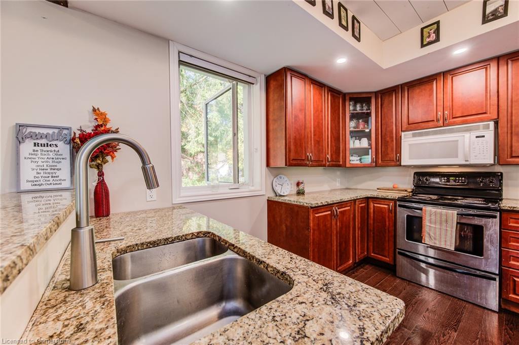 89 John Street E Property Photo 19