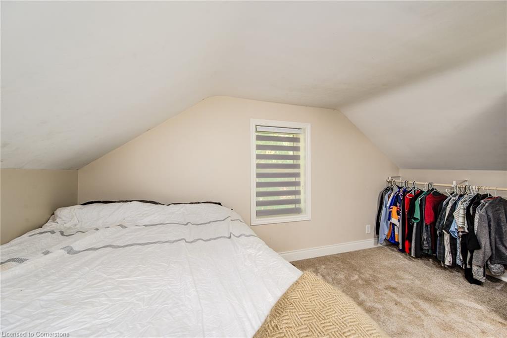 89 John Street E Property Photo 34