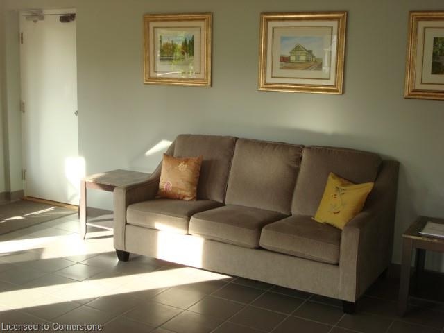 305-4 Albert Street Property Photo 10