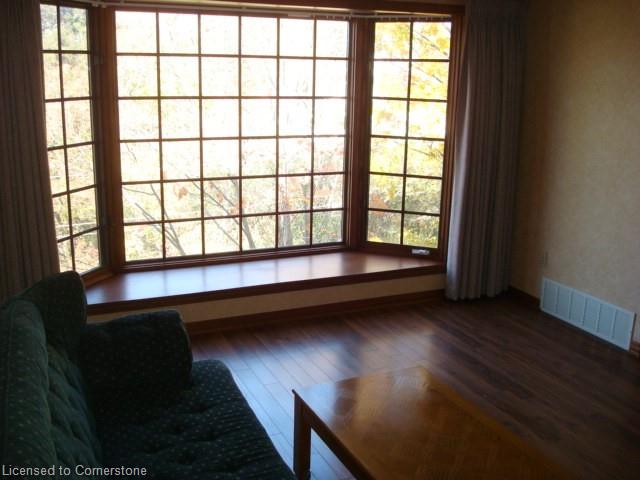 305-4 Albert Street Property Photo 17