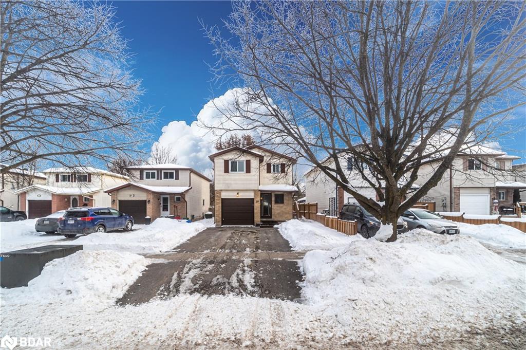 39 Laurie Crescent Property Photo 2