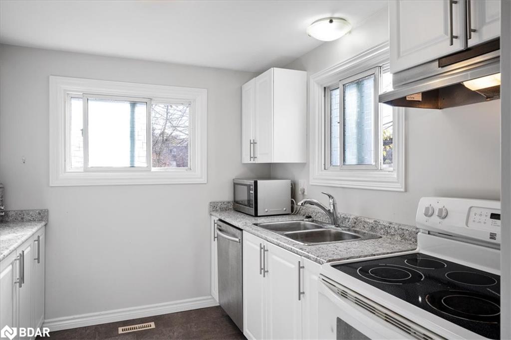 39 Laurie Crescent Property Photo 15