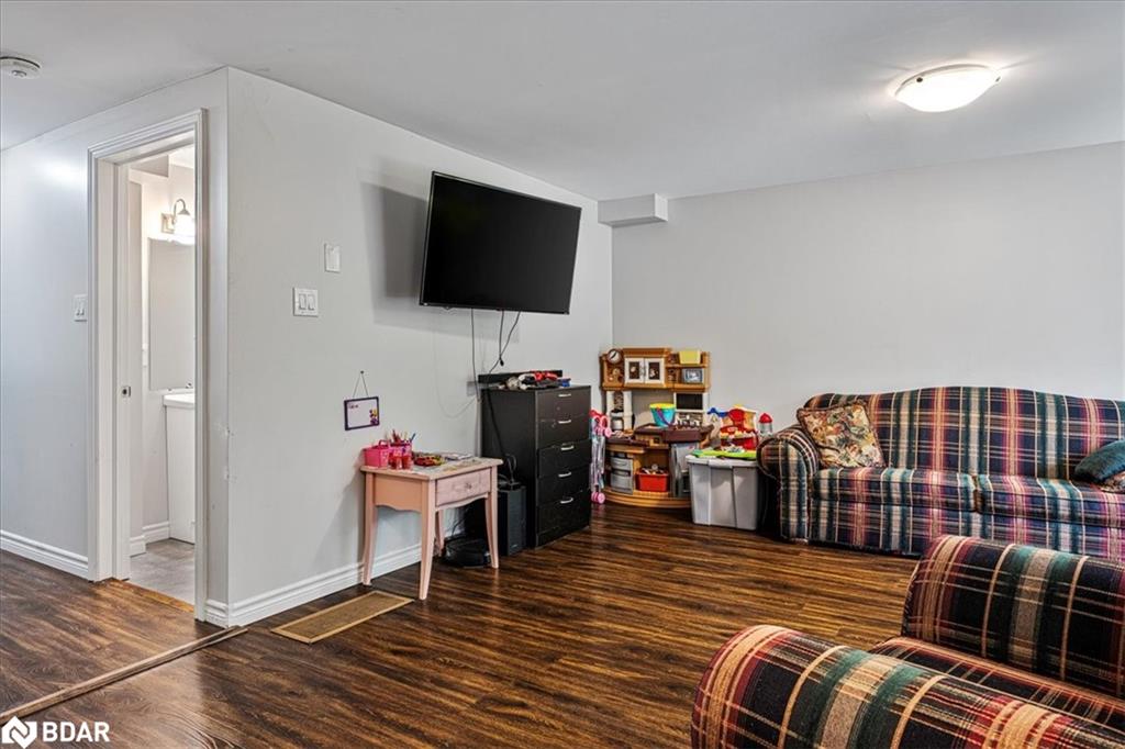39 Laurie Crescent Property Photo 17
