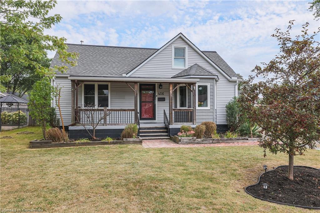 456 Lakeview Road Property Photo 4