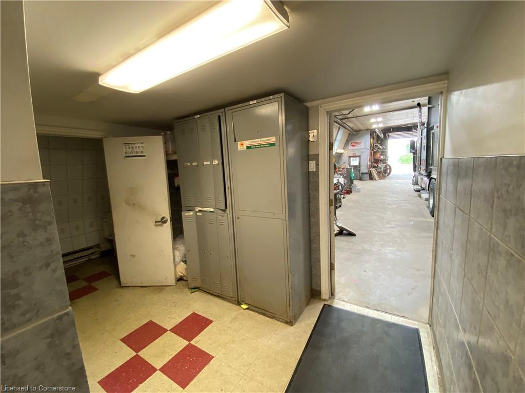 658 Fiddlers Green Rd Road Property Photo 20