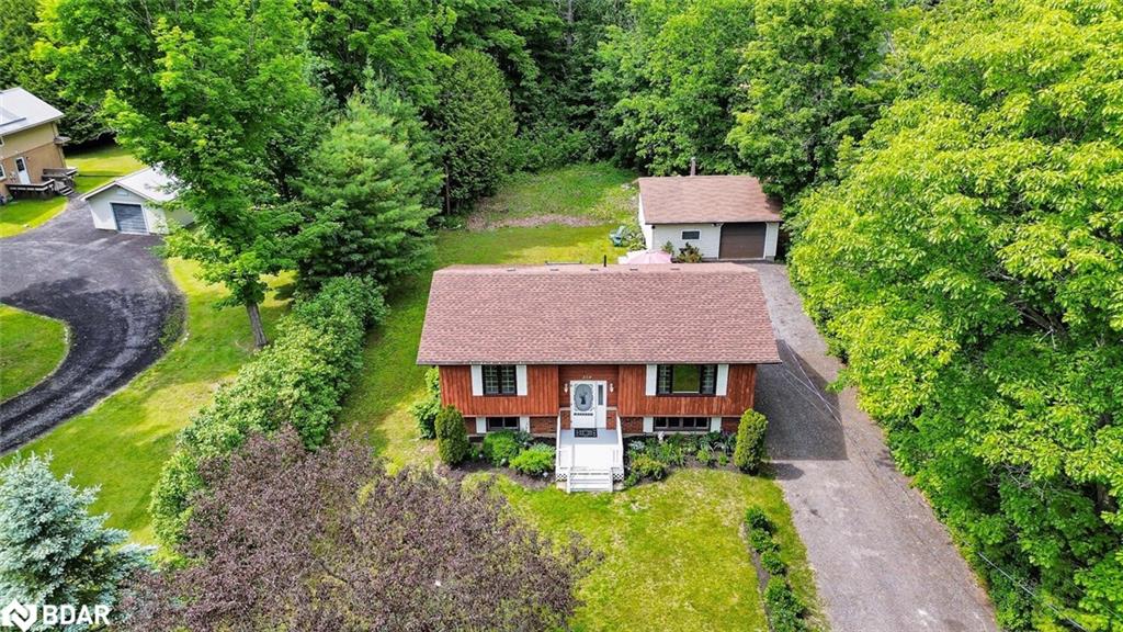 314 Riverside Drive Property Photo 3