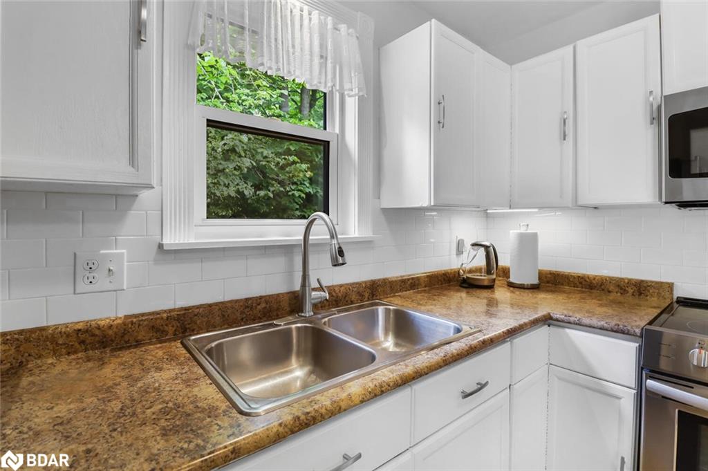 314 Riverside Drive Property Photo 13
