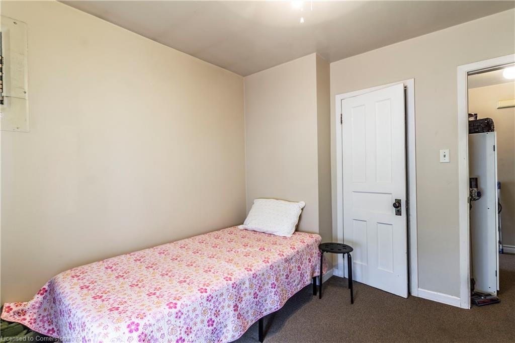 311 Weir Street N Property Photo 13