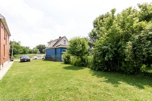 309 Weir Street N Property Photo 1