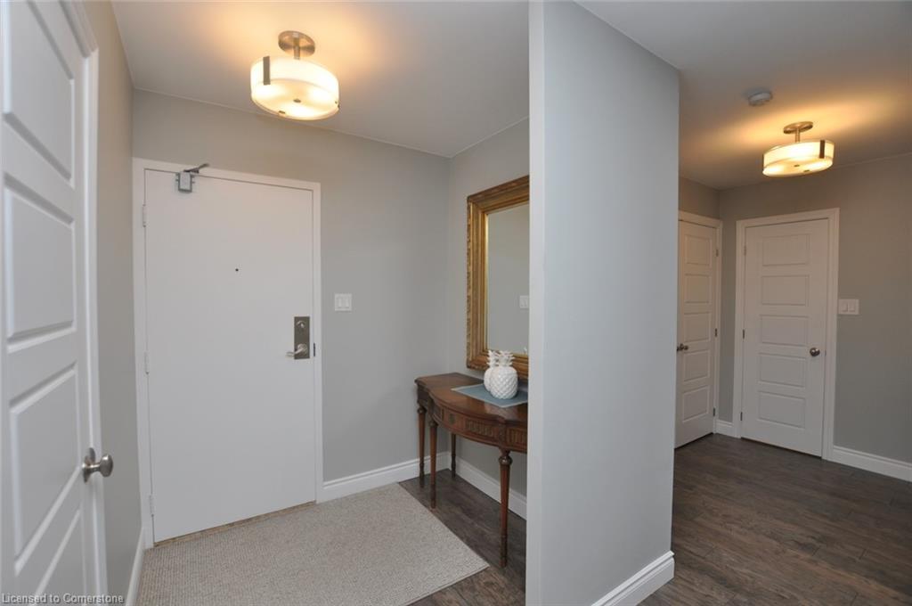 1709-301 Frances Avenue Property Photo 4