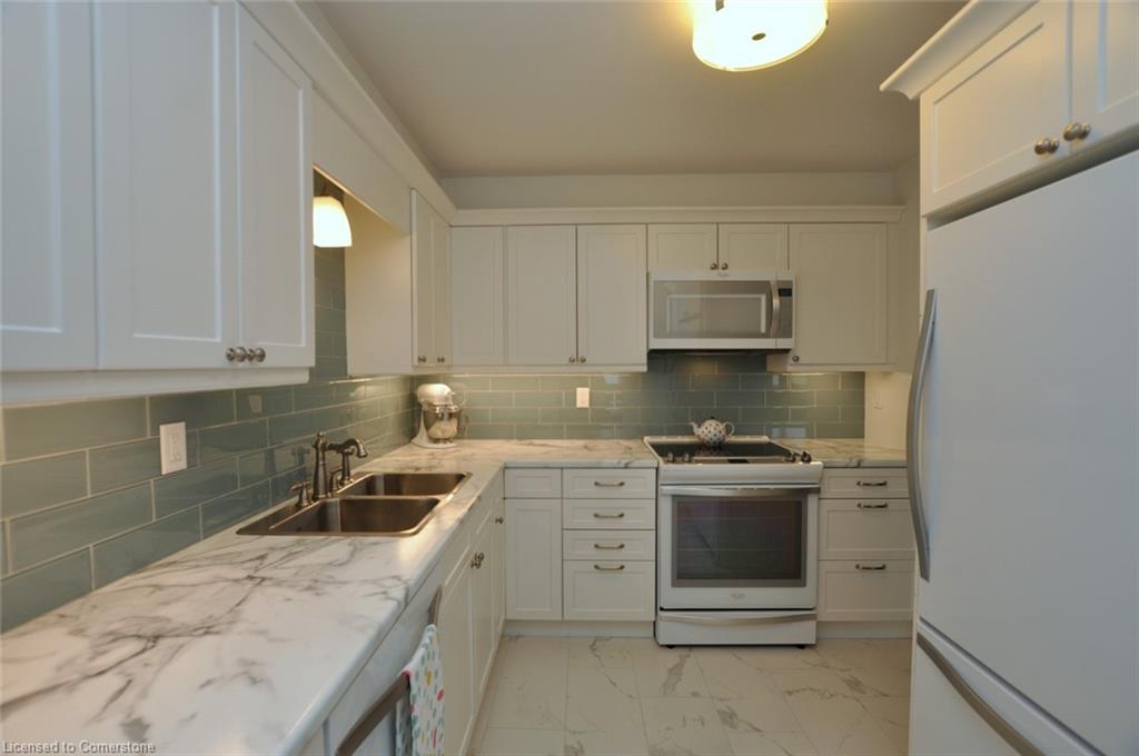 1709-301 Frances Avenue Property Photo 7