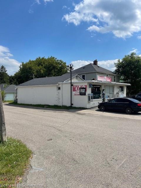 128 Lynden Road Property Photo 3