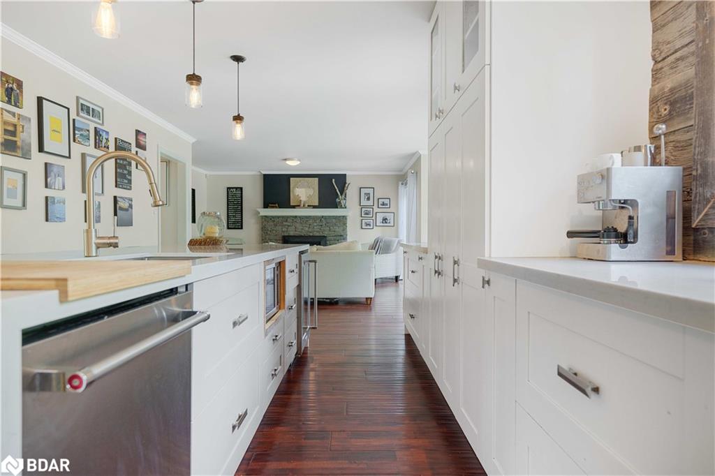 52 Mayfair Drive Property Photo 11