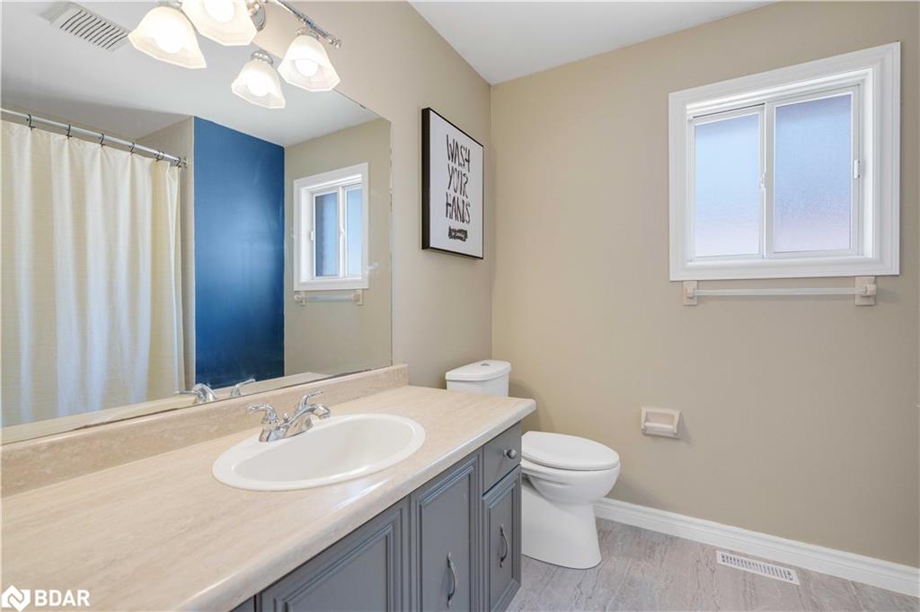 52 Mayfair Drive Property Photo 23