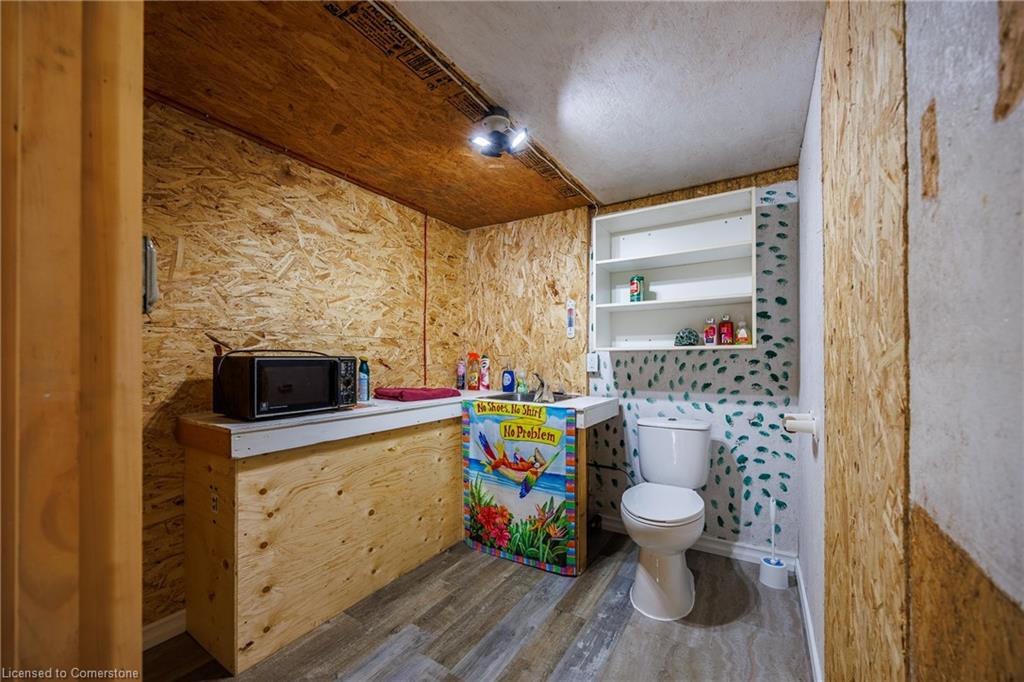 360 Charlotteville Rd 7 Property Photo 16