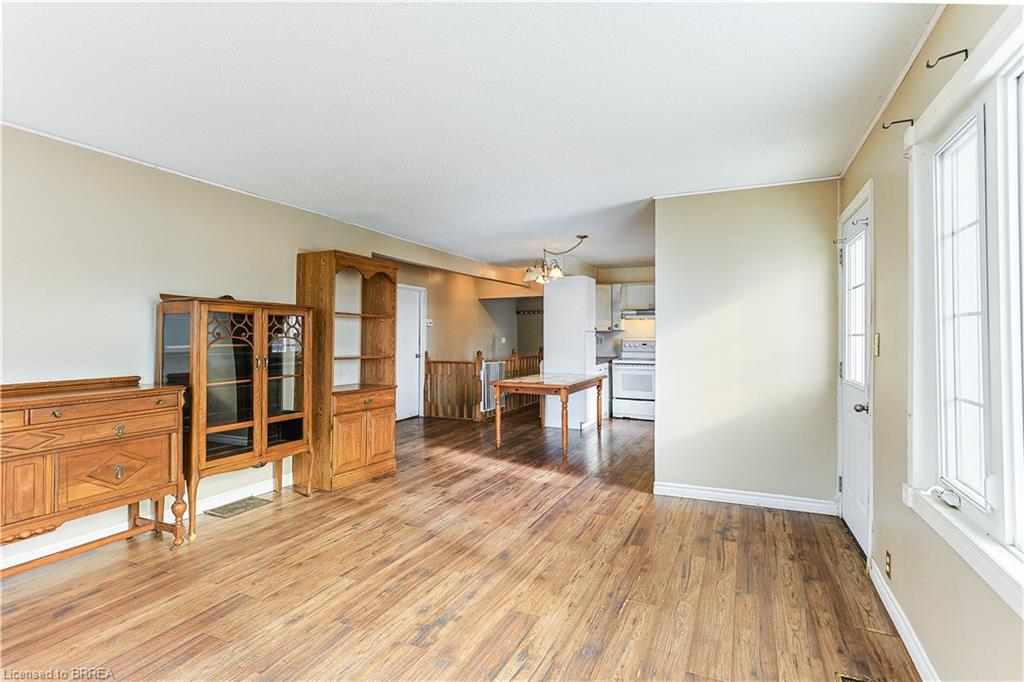 249/251 Cockshutt Road Property Photo 34