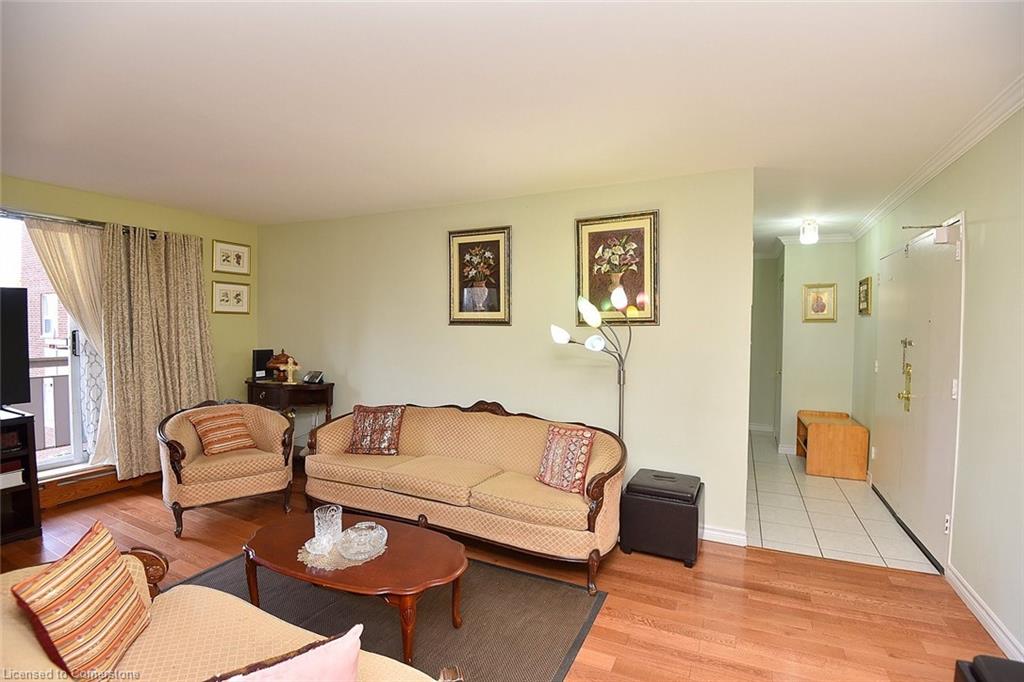 408-851 Queenston Road Property Photo 4