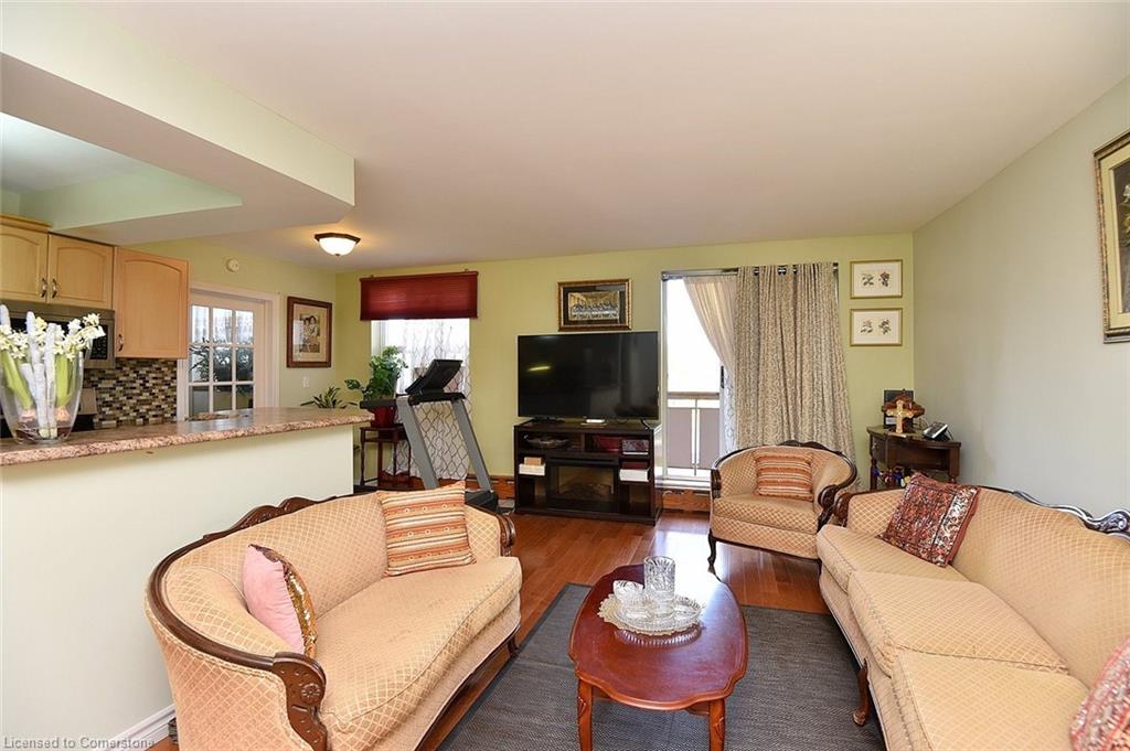 408-851 Queenston Road Property Photo 9