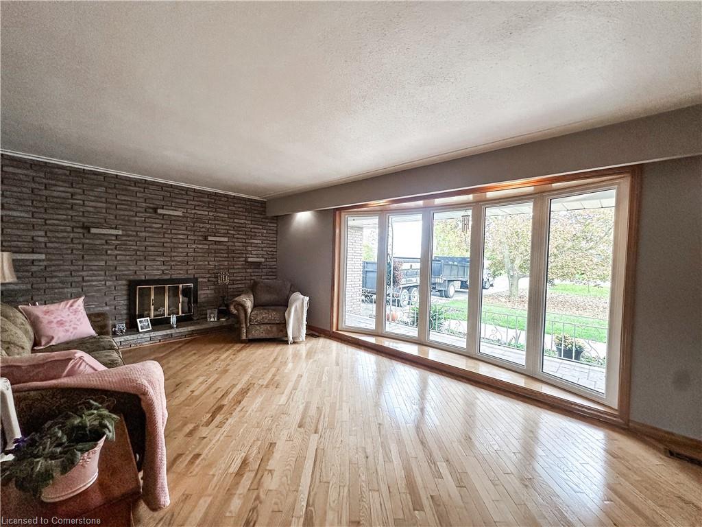 2320 Hendershot Road Property Photo 4