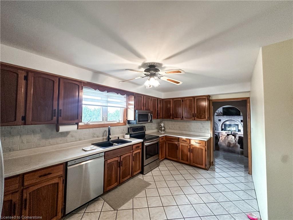 2320 Hendershot Road Property Photo 10