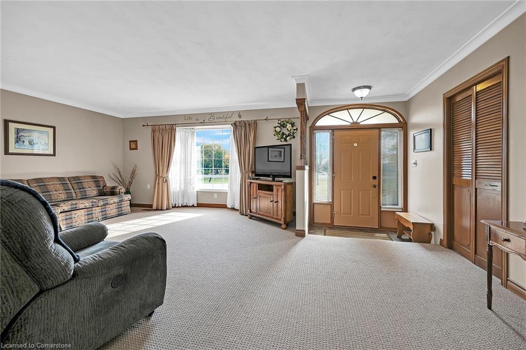 4949 Rainham Road Property Photo 6