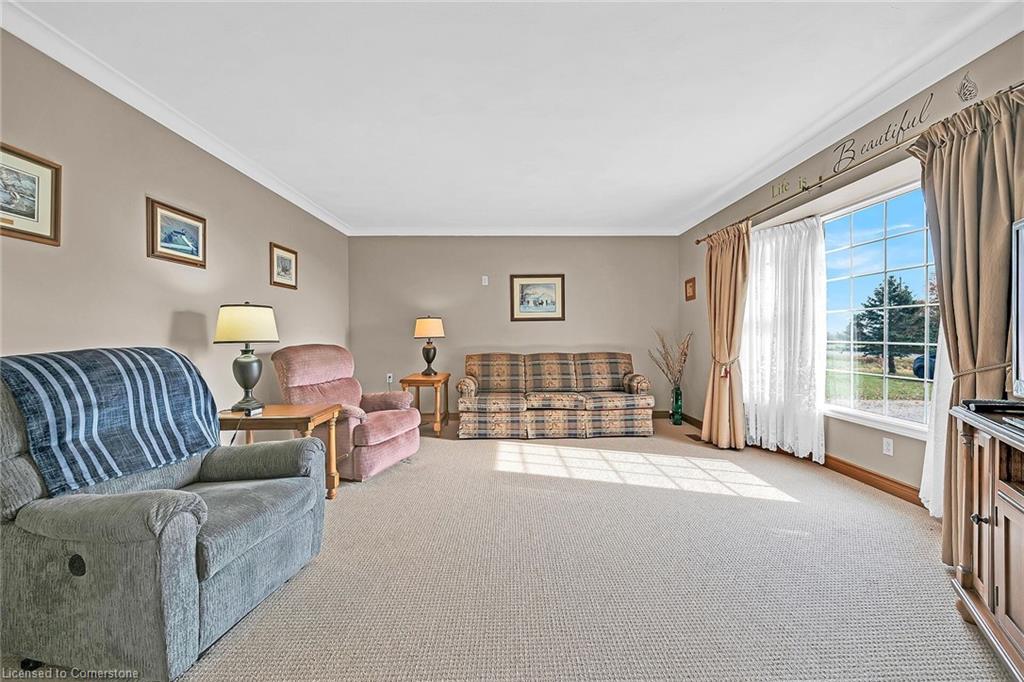 4949 Rainham Road Property Photo 7